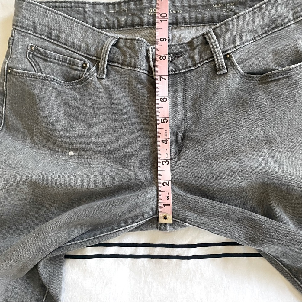 Levi’s Demi Curve Skinny Jeans Women’s 29 Gray Stretch Denim Mid Rise - Picture 9 of 11